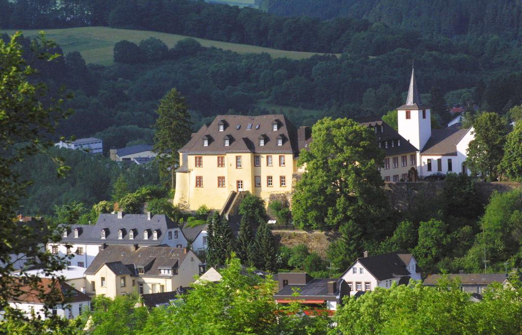 Schlosshotel Kurfuerstliches Amtshaus Dauner Burg Exterior photo